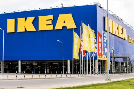 Шведская IKEA продаст свое банковское подразделение Кредит Европа банку