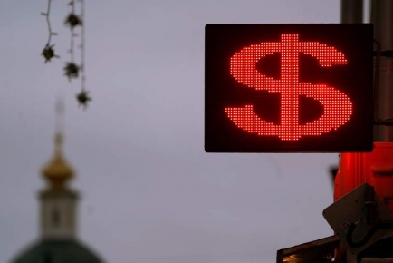 Доллар поднялся выше 91 рубля первый раз с середины января