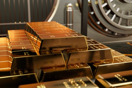 Золото нынче в цене: стоимость драгоценного металла поднялась на отметку 2300 долларов за унцию, установив новый рекорд