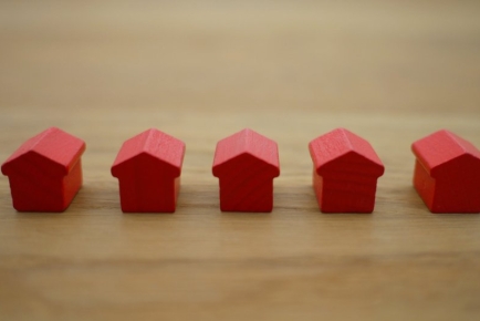 При какой разнице ставок россиянам действительно выгодно рефинансировать ипотеку