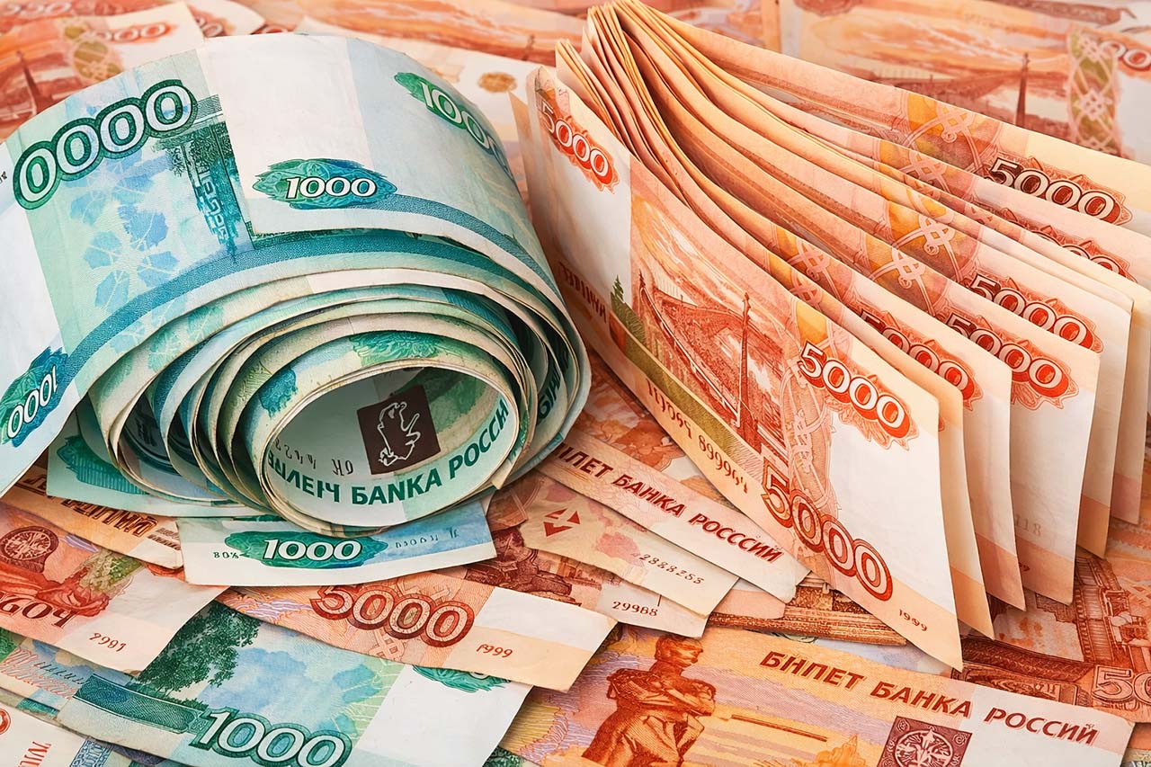 Россияне массово переводят деньги на брокерские счета